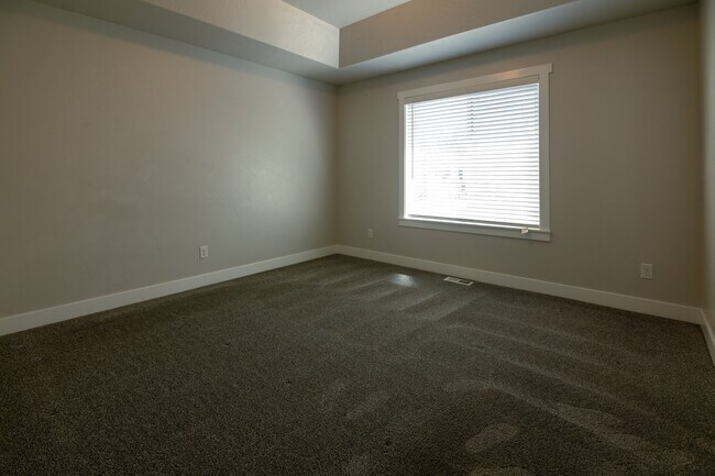 Building Photo - 4156 S 2825 W