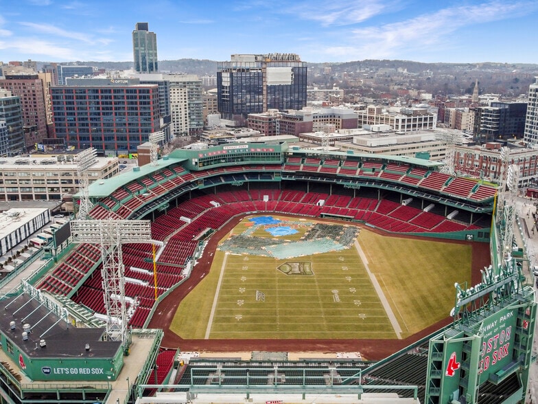 Building Photo - 51 Park Dr