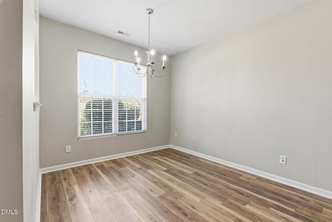 Building Photo - 956 Shining Wire Way