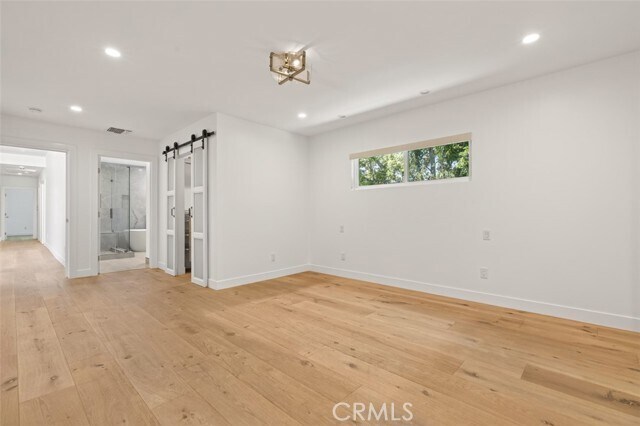 Building Photo - 641 E Grinnell Dr