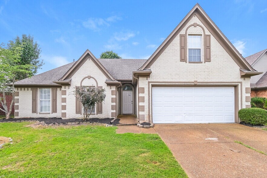 Primary Photo - 11627 Mahogany Dr