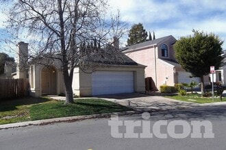 Building Photo - 1085 Quail Valley Run