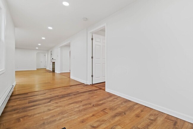 Building Photo - 58 Cutler Dr