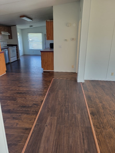 Building Photo - 359 Brushy Creek Ranch Rd