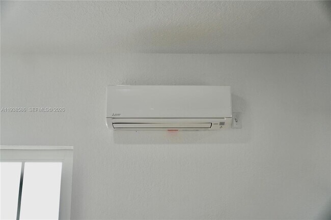 Building Photo - 15762 SW 102nd St