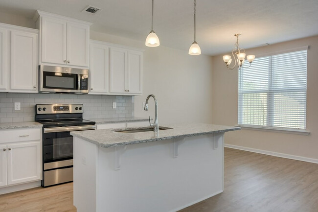 Building Photo - 403 Amesbury Dr
