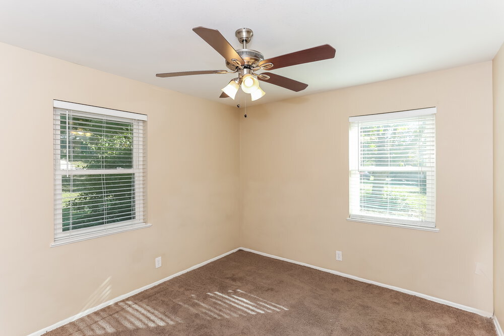 Building Photo - 6420 Valley Ridge Dr