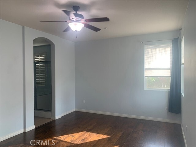 Building Photo - 425 Deodar St