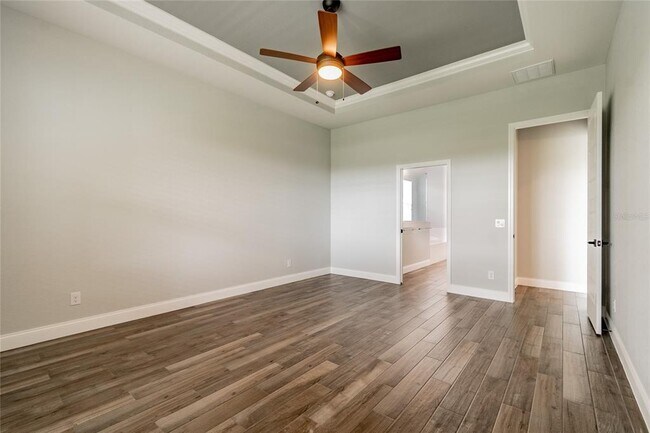 Building Photo - 6753 Bentridge Dr