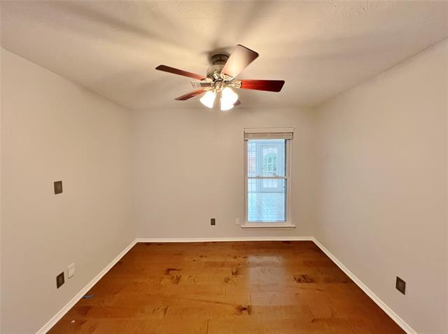 Building Photo - 411 High Brook Dr