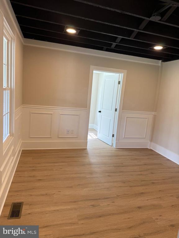 Building Photo - 10141 Liberty Rd