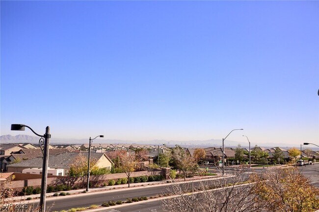 Building Photo - 7220 Willow Brush St