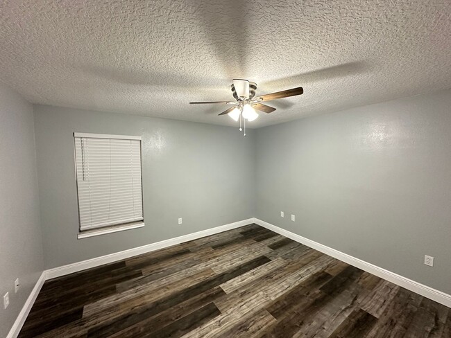 Building Photo - 2 Bedroom, 2 Bath Condo in Altamonte Springs!