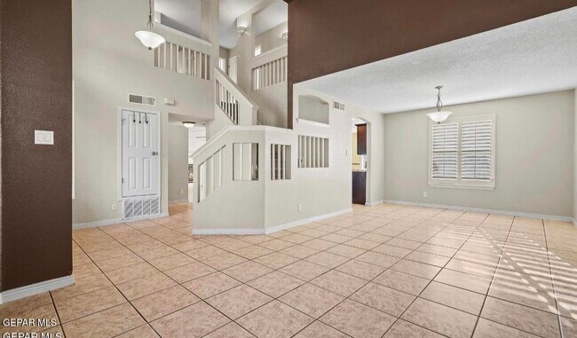 Building Photo - 409 Emerald Bluff Dr