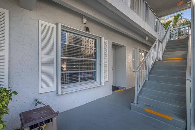 Building Photo - 2920 SW 15th St