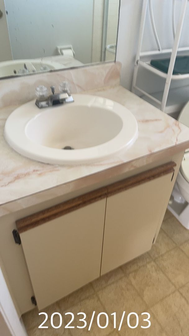 Building Photo - Furnished Seasonal unit at an affordable p...