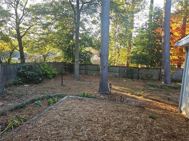 Building Photo - 3174 Laventure Dr