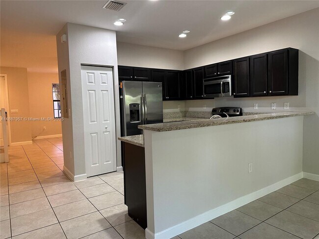 Building Photo - 15109 SW 113th Terrace