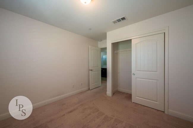 Building Photo - Fresno Westside Home, 4BR/3BA, Built 2019 ...
