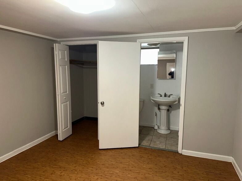 Building Photo - 604 Quail St