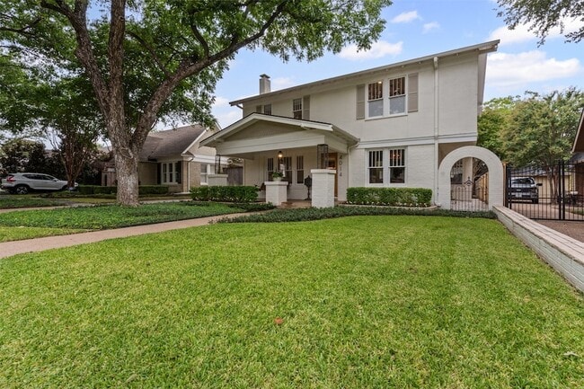 Building Photo - 4014 Modlin Ave