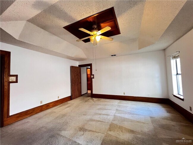 Building Photo - 28 S Cynthia St