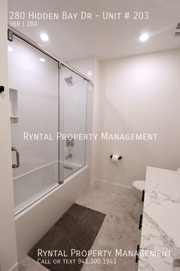 Building Photo - 280 Hidden Bay Dr