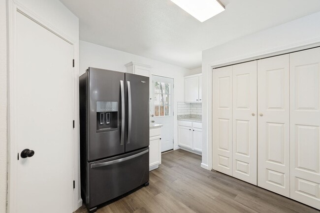 Building Photo - BEAUTIFUL 3-BEDROOM HOME NEAR LACKLAND AFB