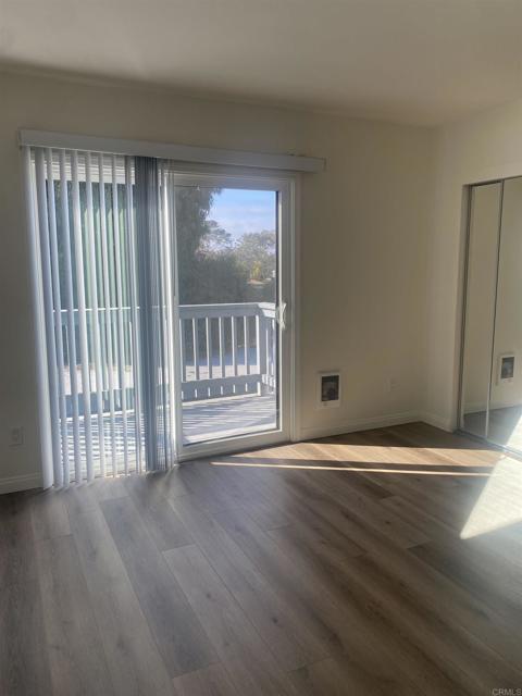 Building Photo - 721 S Cedros Ave