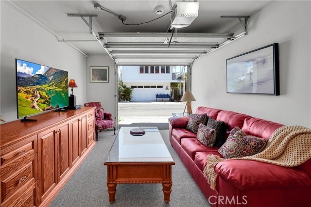 Building Photo - 17075 5th St