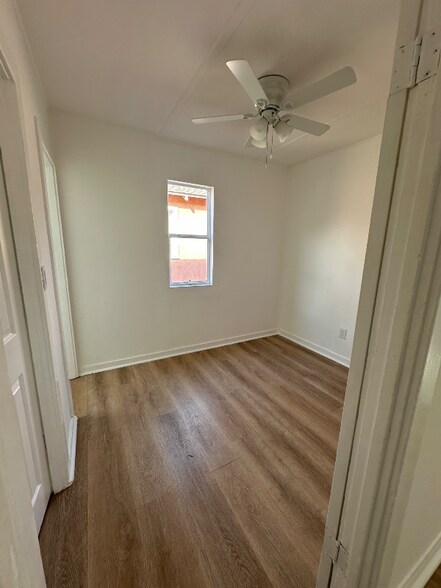 Building Photo - 7925 Morton Ave