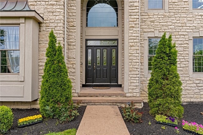 Building Photo - 6442 Dorset Ln