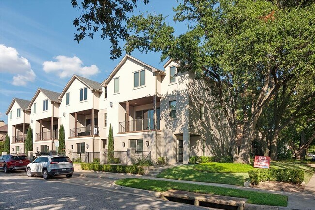 Building Photo - 3454 McFarlin Blvd