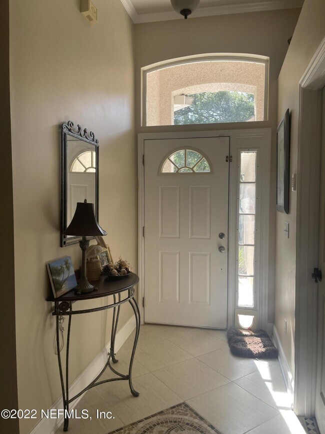 Building Photo - 204 Salt Grass Ct