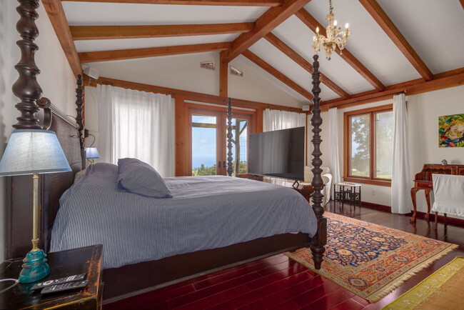Building Photo - Furnished Spacious Hawaii Retreat with Sweeping Ocean Views