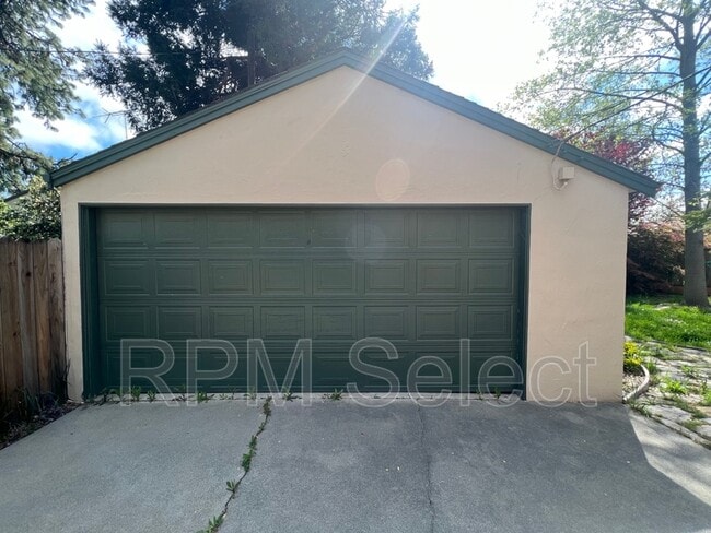 Building Photo - 2761 San Luis Ct