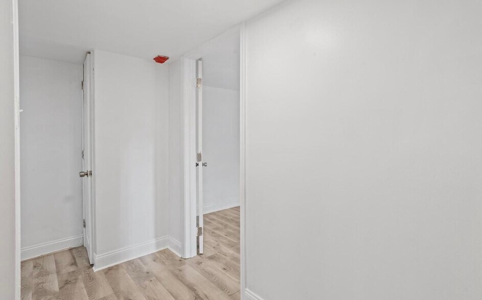 Building Photo - 1401 Alcott St