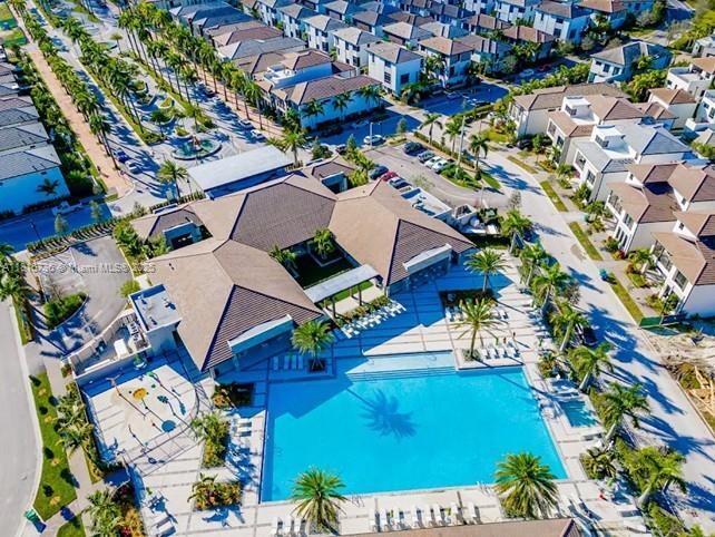 Building Photo - 4725 NW 85th Ave