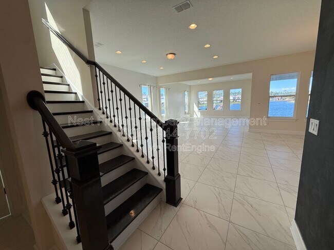 Building Photo - 214 Starlis Pl