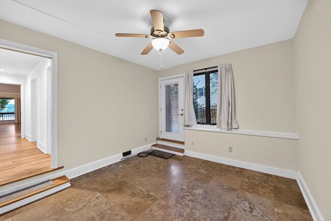 Building Photo - 745 Sagamore Dr