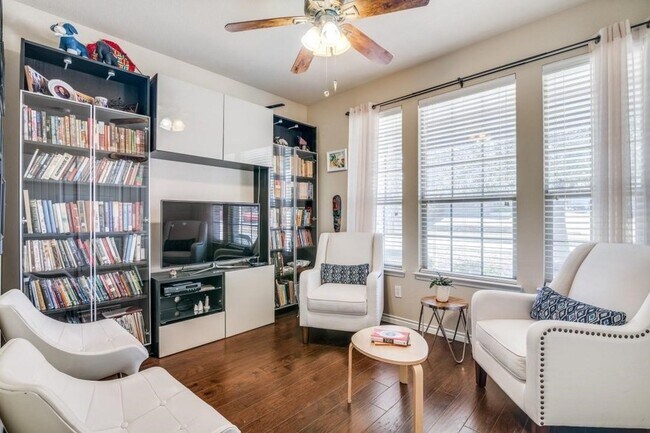 Building Photo - 1407 Country Creek Trail