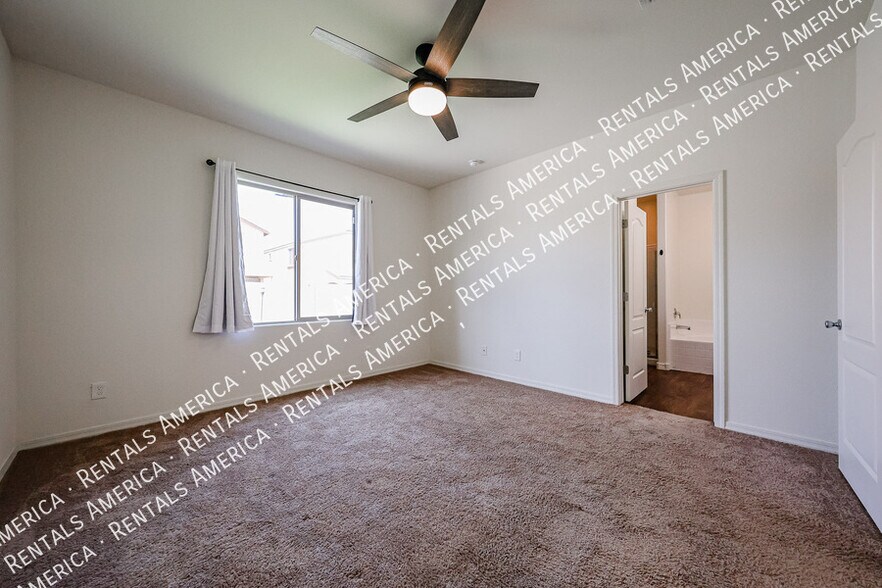 Building Photo - 38086 W Isabella Ln