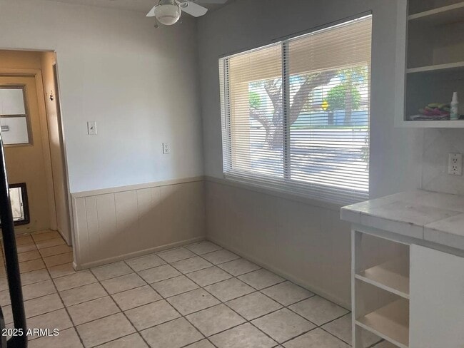 Building Photo - 6839 E Montecito Ave