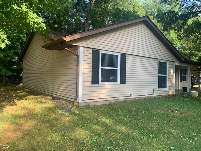 Building Photo - 333 Beechwood Ct