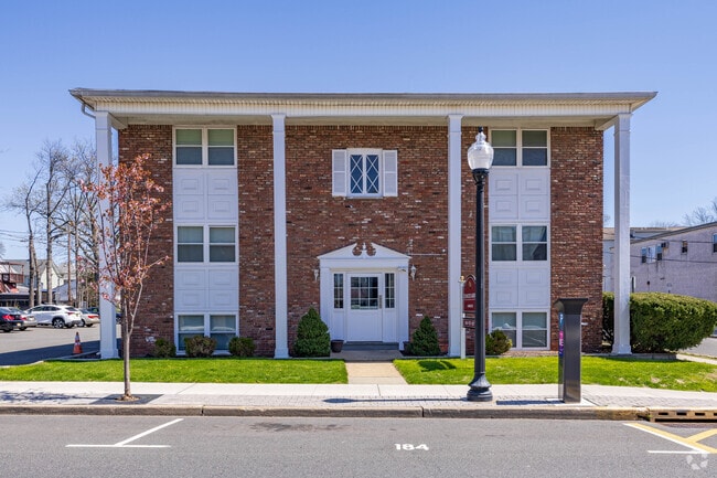 Building Photo - Rosewood Gardens