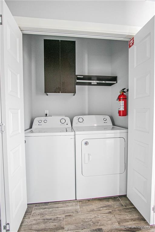 Building Photo - 14 Valeria St