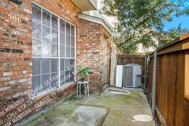 Building Photo - 12921 Abrams Rd