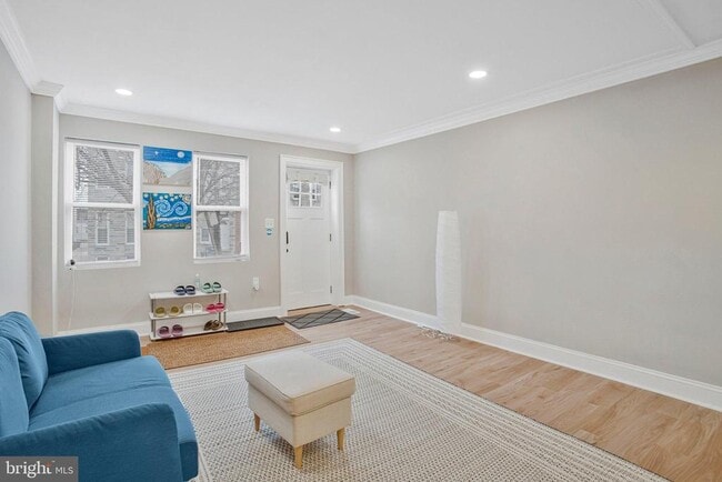 Building Photo - 1102 Carroll St