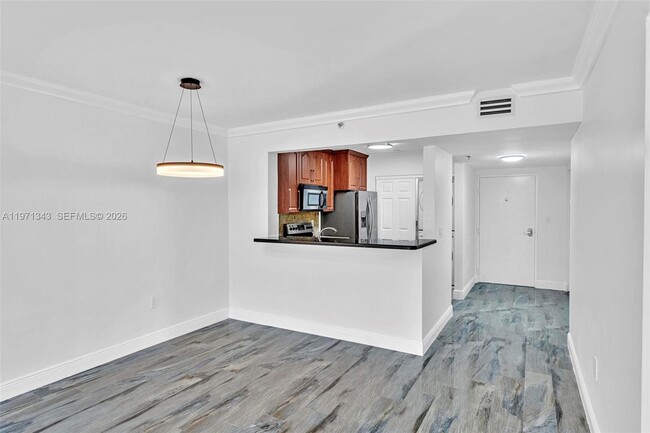 Building Photo - 8900 Collins Ave