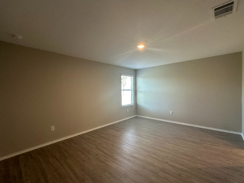 Building Photo - 9951 Flax Ml Dr